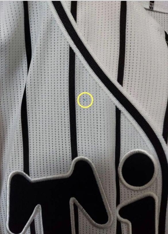 阪神タイガース レプリカユニフォーム 4番 上本博紀選手 サイン入り Amazon.co.jp: 阪神タイガース レプリカユニフォーム 4番 上本